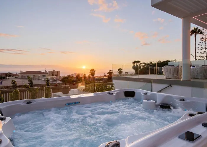 Karat Royal White * Costa Adeje (Tenerife)