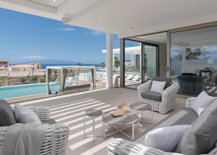 Karat Royal White Villa *