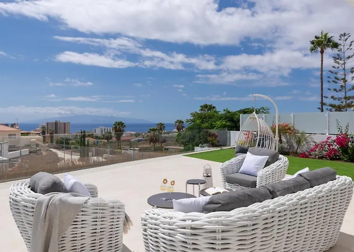 Karat Royal White Villa Costa Adeje (Tenerife)