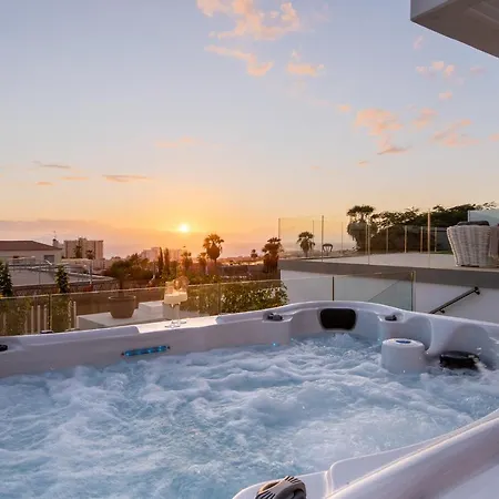 Karat Royal White * Costa Adeje