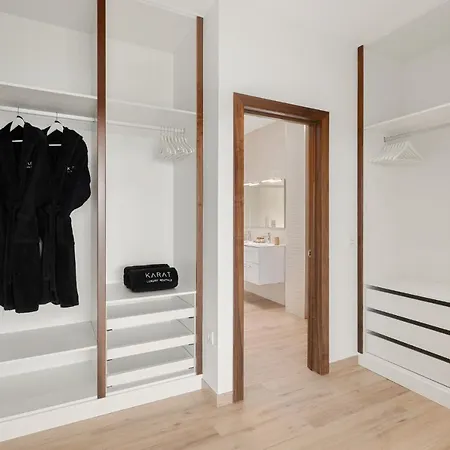 Karat Royal White Vila *